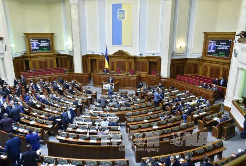 Unión Europea insta a nuevas reformas del gobierno ucraniano dentro de 100 días